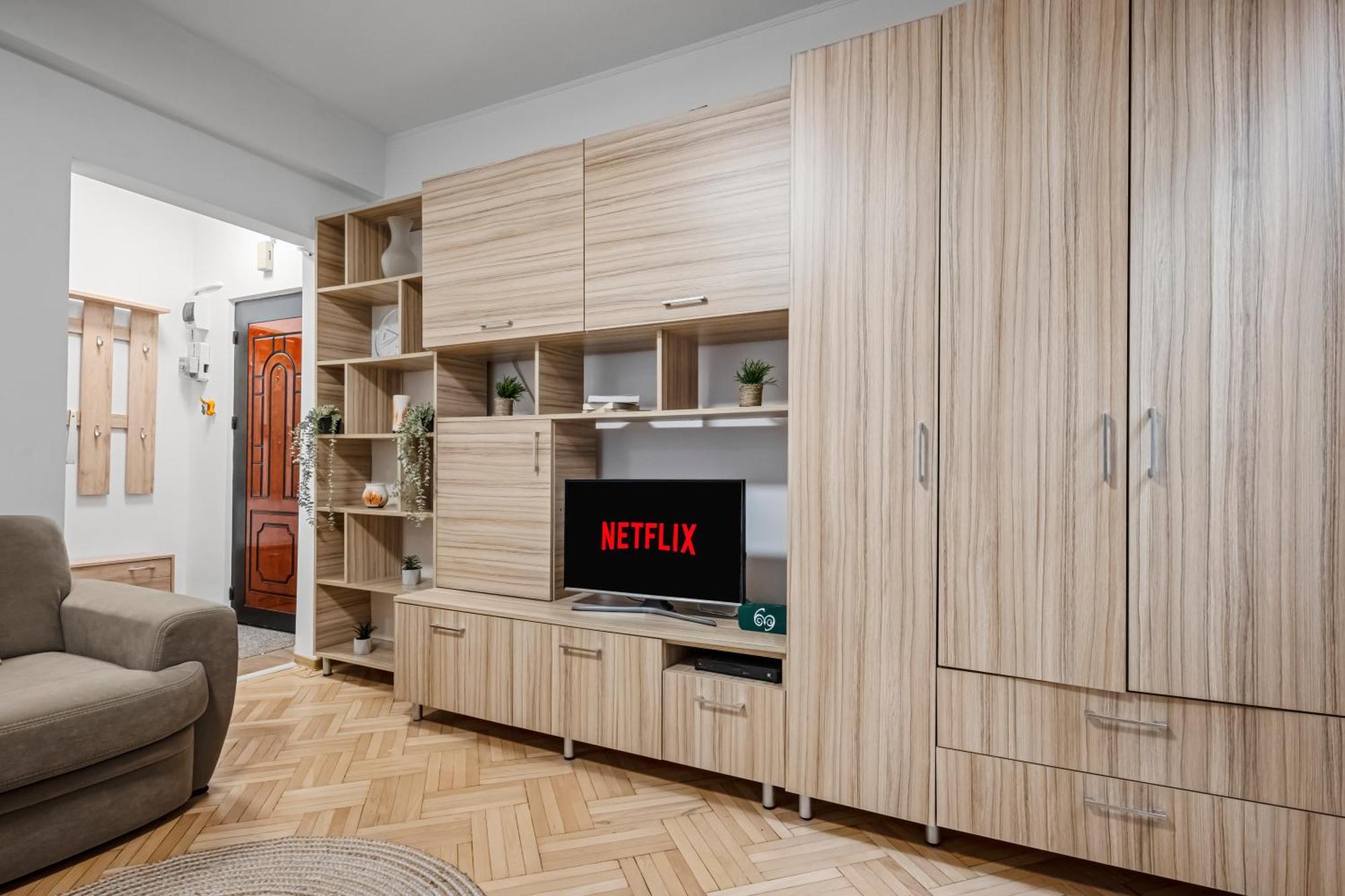 Earthy Escape - Central Apt With Balcony Bucarest Esterno foto